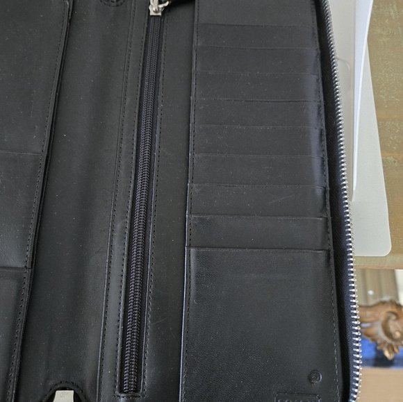 Coach Travel Passport Wallet Black Long Zipper Pockets Card Holders Slim - Picture 7 of 13